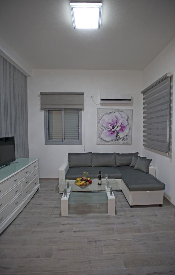Rothschild 1929 Luxury Apartments Hotel Хайфа Экстерьер фото
