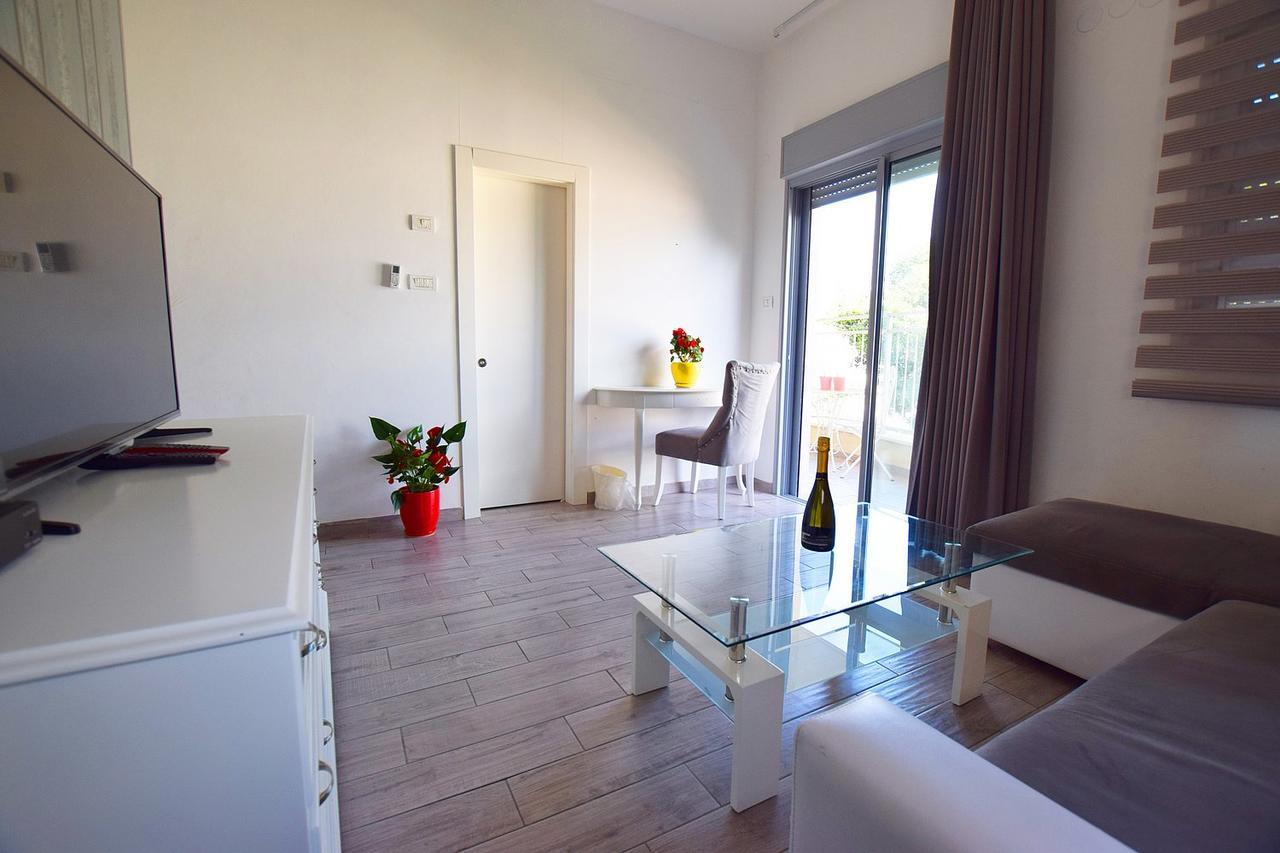 Rothschild 1929 Luxury Apartments Hotel Хайфа Экстерьер фото